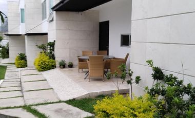 Casa con 3 Recamaras Alberca seguridad a 2 minutos del centro de  Oaxtepec Morelos