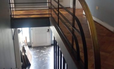 Casa Oficina Cerca Del Metro Chile España
