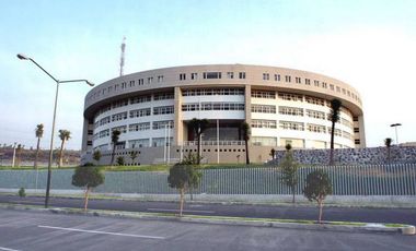 Terreno Comercial en venta o renta en Centro Sur. Querétaro. 1,250 m2 en el Corazón Comercial y Financiero, Centro Sur