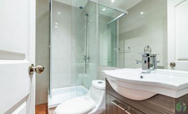 VENTA HOSTAL, PLENO BARRIO ITALIA