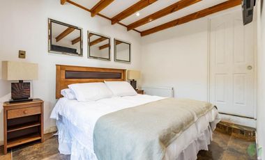 VENTA HOSTAL, PLENO BARRIO ITALIA