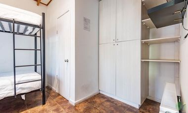 VENTA HOSTAL, PLENO BARRIO ITALIA