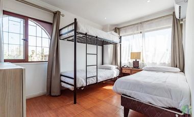 VENTA HOSTAL, PLENO BARRIO ITALIA