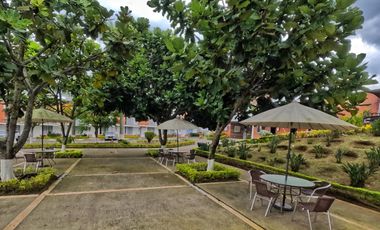 Casa en la AVE Sur