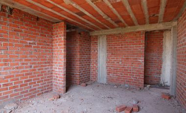 CASA EN VENTA –SEMI - CONSTRUIDA LA MARIPOSA - EJIDOS - PIURA