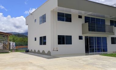 ENFOQUE VENDE excelente finca en San Rafael