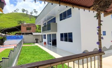 ENFOQUE VENDE excelente finca en San Rafael