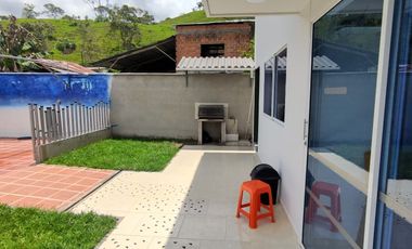 ENFOQUE VENDE excelente finca en San Rafael