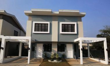 DUPLEX HOUSE FOR RENT.