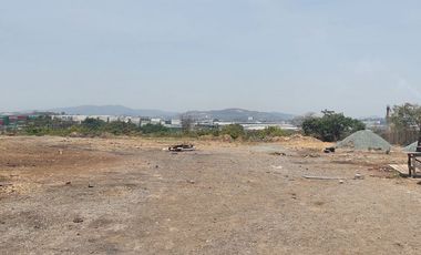 Alquiler de 8000m2 de terreno industrial por Perimetral, Guayaquil.