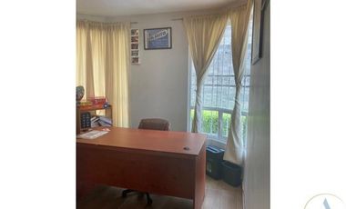 CASA -FINCA CON 760 MTS TERRENO EN HUEHUETOCA 3 RECAMARAS