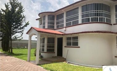 CASA -FINCA CON 760 MTS TERRENO EN HUEHUETOCA 3 RECAMARAS