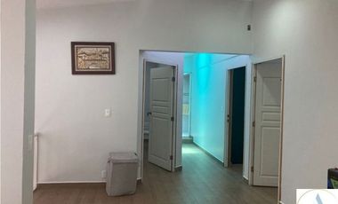 CASA -FINCA CON 760 MTS TERRENO EN HUEHUETOCA 3 RECAMARAS