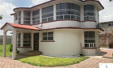 CASA -FINCA CON 760 MTS TERRENO EN HUEHUETOCA 3 RECAMARAS