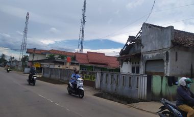 Tanah 300 m Hook Pinggir Jalan Raya Cipocok