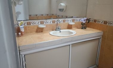 ANDALUCIA, SE VENDE PROPIEDAD DE UN PISO ALTAMENTE COMERCIAL
