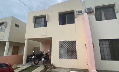 Casa Familiar en venta, Urbanizacion Puerto Sol-Manta