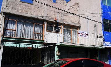 Venta de propiedad a precio de Terreno en Nezahualcóyotl