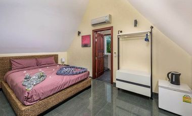 4-bedroom boutique villa at Koh Changs top Estate 50 m. from beaches