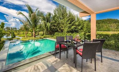4-bedroom boutique villa at Koh Changs top Estate 50 m. from beaches