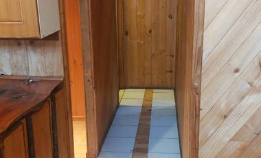 Pucón, Parcela con Cabaña 50 mt2 (Acciones y Derechos) $65.000.000.-