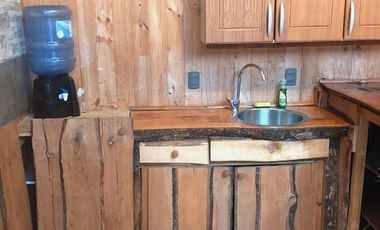 Pucón, Parcela con Cabaña 50 mt2 (Acciones y Derechos) $65.000.000.-