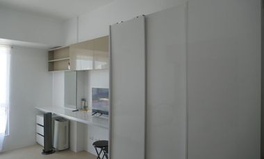 furnished studio unit  with a working space and free wifi- Avida Riala-Cebu I.T. Park