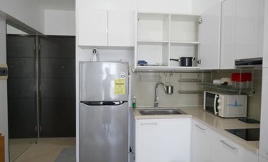 furnished studio unit  with a working space and free wifi- Avida Riala-Cebu I.T. Park