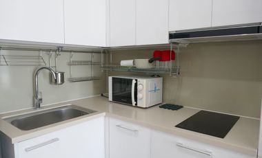furnished studio unit  with a working space and free wifi- Avida Riala-Cebu I.T. Park