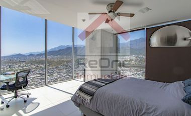 Venta de Penthouse Amueblado en Torre Micropolis Zona Contry Monterrey