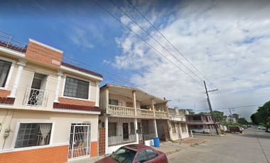 Casa en Venta Calle 5 De mayo 702 Colonia Primero de Mayo Ciudad Madero Tamaulipas Remate Bancario