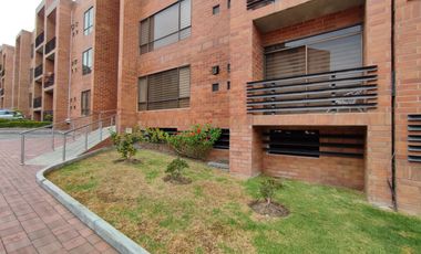 VENDO DEPARTAMENTO CON 2 GARAJES, SECTOR HOSPITAL DEL IESS