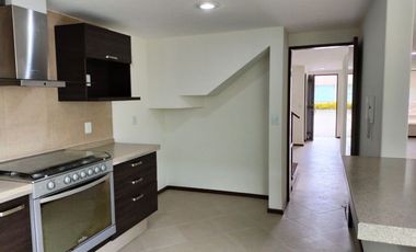 CASA EN RENTA FRACC. BOSQUE DE LOS ENCINOS PROTOTIPO FRESNO EN OCOYOACAC A 20 MINUTOS DE SANTA FE