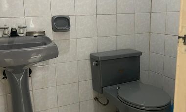 vendo muy amplio departamento en Urdesa Norte