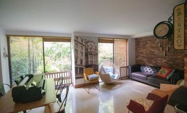 PR16093 Casa en venta en el sector Altos del poblado, Medellin