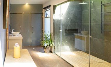 RESIDENCIA EN RENTA EN CLUB DE GOLF VALLE ESCONDIDO