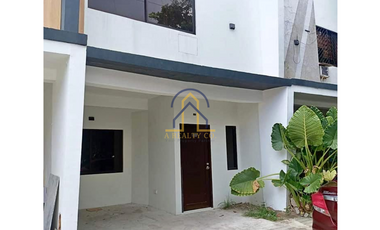RFO Enclave Townhouse at Kingspoint Subdivision Bagbag, Quezon City