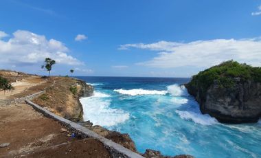 Freehold - Oceanfront Paradise Spectacular Land for Sale on Ceningan Island with Sunset Views
