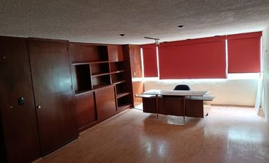 Se Vende Amplia Oficina de 270m2 en Col. Portales Norte