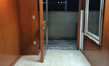Se Vende Amplia Oficina de 270m2 en Col. Portales Norte