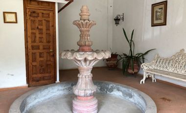 Casa en venta para RENOVAR, Burgos Bugambilias, Cuernavaca zona sur