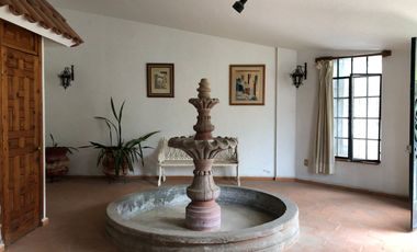 Casa en venta para RENOVAR, Burgos Bugambilias, Cuernavaca zona sur