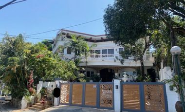Spacious House and Lot for Sale  📍Ayala Alabang Village, Muntinlupa City
