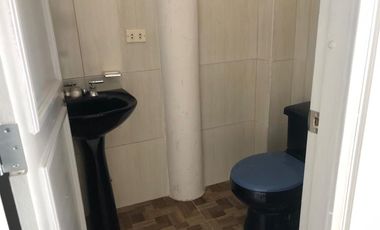 Arriendo 1 local comercial en Urdesa Central a 100 metros de Circunvalación Sur.