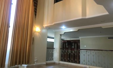Kennedy Norte, Renta de Villa de 3 plantas de 4 dorm en excelente ubicación