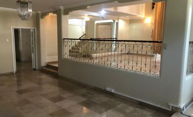 Kennedy Norte, Renta de Villa de 3 plantas de 4 dorm en excelente ubicación