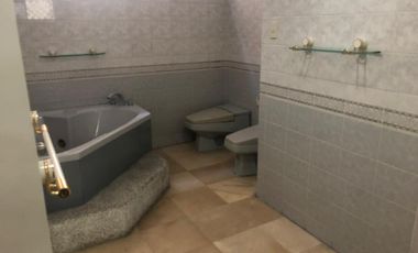 Kennedy Norte, Renta de Villa de 3 plantas de 4 dorm en excelente ubicación