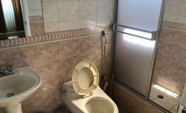 Kennedy Norte, Renta de Villa de 3 plantas de 4 dorm en excelente ubicación