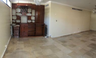 Kennedy Norte, Renta de Villa de 3 plantas de 4 dorm en excelente ubicación
