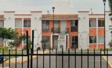 Casa en venta en Condominio Napoles ,Colinas de Santa Cruz Segunda Secc., Qro.
